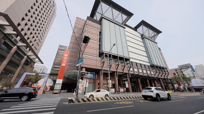 台南市政新灣區商圈發展成熟，生活機能佳。
